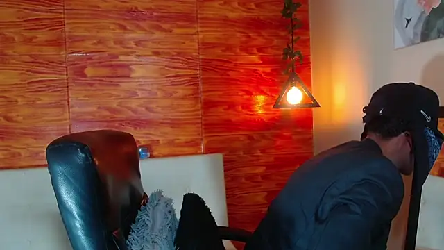 Snapshot of Bastiaan_28 chatting on February 2025 03:04:02 AM Bastiaan 28 online show from February 2025 03:04:02 AM