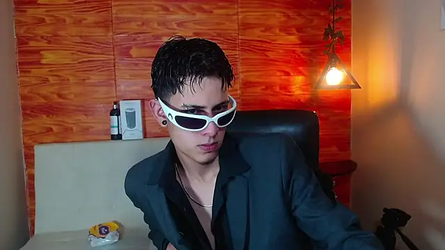 Snapshot of Bastiaan_28 chatting on March 2025 03:00:01 AM Bastiaan 28 online show from March 2025 03:00:01 AM