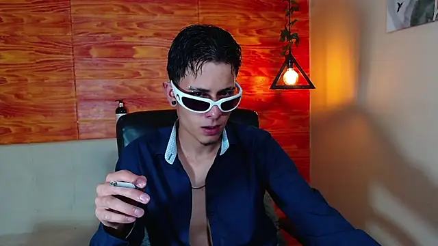 Snapshot of Bastiaan_28 chatting on March 2025 06:01:01 AM Bastiaan 28 online show from March 2025 06:01:01 AM