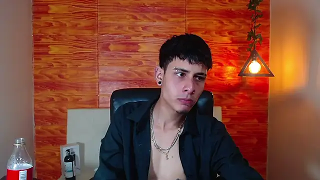 Snapshot of Bastiaan_28 chatting on March 2025 05:38:01 AM Bastiaan 28 online show from March 2025 05:38:01 AM