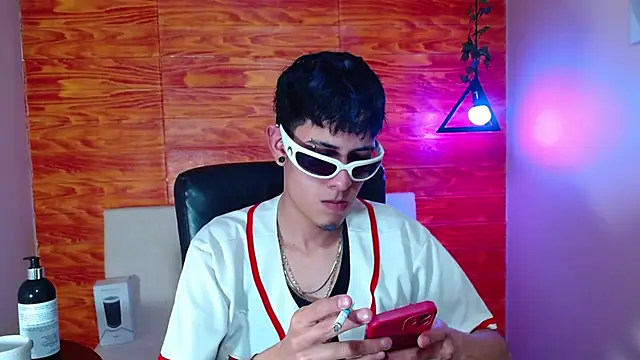 Snapshot of Bastiaan_28 chatting on March 2025 06:31:01 AM Bastiaan 28 online show from March 2025 06:31:01 AM