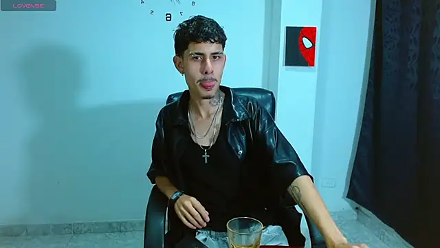 Snapshot of Bastiaan_28 chatting on September 2025 03:17:01 AM Bastiaan 28 online show from September 2025 03:17:01 AM