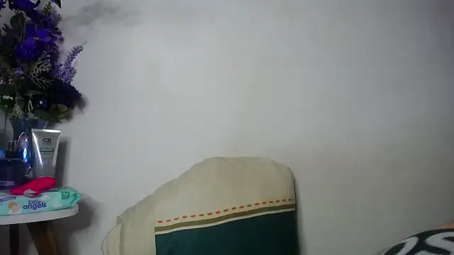 Snapshot of Eros_Smit chatting on February 2026 06:37:01 PM Eros Smit online show from February 2026 06:37:01 PM