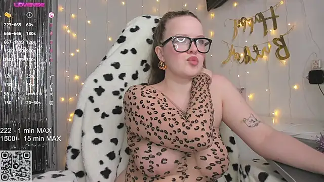 HANNA MONTANAS online show from February 2025 10:26:02 PM