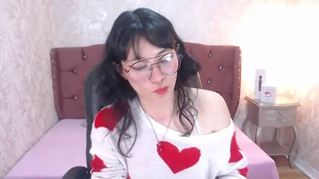 Snapshot of charlottemoonxz chatting on February 2025 08:24:01 PM charlottemoonxz online show from February 2025 08:24:01 PM