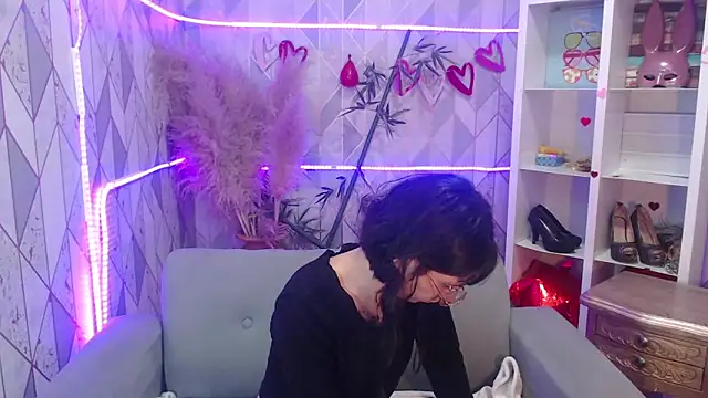 Snapshot of charlottemoonxz chatting on September 2025 07:47:02 PM charlottemoonxz online show from September 2025 07:47:02 PM