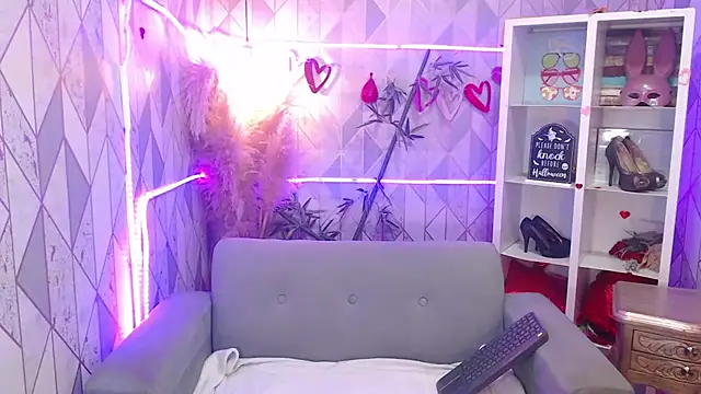 Snapshot of charlottemoonxz chatting on November 2025 07:59:01 PM charlottemoonxz online show from November 2025 07:59:01 PM