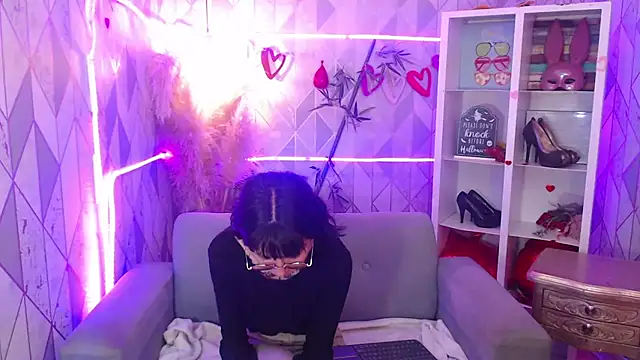 Snapshot of charlottemoonxz chatting on November 2025 07:46:02 PM charlottemoonxz online show from November 2025 07:46:02 PM