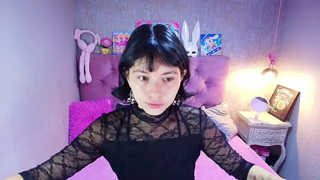 Snapshot of charlottemoonxz chatting on February 2026 05:09:02 PM charlottemoonxz online show from February 2026 05:09:02 PM