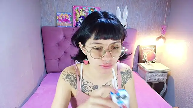 Snapshot of charlottemoonxz chatting on March 2026 03:24:01 PM charlottemoonxz online show from March 2026 03:24:01 PM