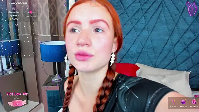 Snapshot of AdelaineBest chatting on January 2025 05:56:01 AM AdelaineBest online show from January 2025 05:56:01 AM