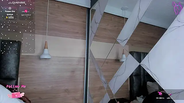 Snapshot of AdelaineBest chatting on January 2025 03:56:02 AM AdelaineBest online show from January 2025 03:56:02 AM