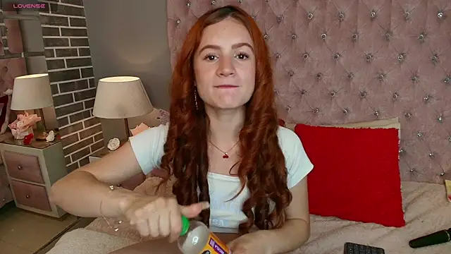 Snapshot of AdelaineBest chatting on February 2025 08:49:01 AM AdelaineBest online show from February 2025 08:49:01 AM