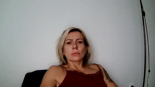 Snapshot of anechka1 chatting on October 2025 12:16:02 PM anechka1 online show from October 2025 12:16:02 PM