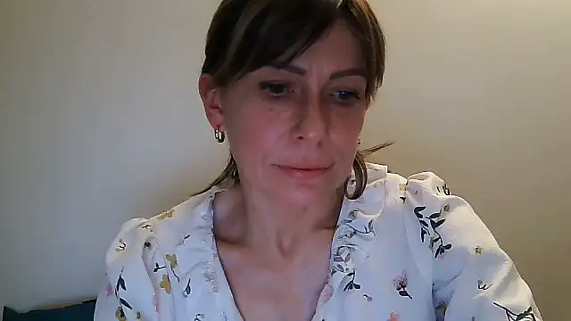 anechka1 online show from February 2026 01:44:02 AM