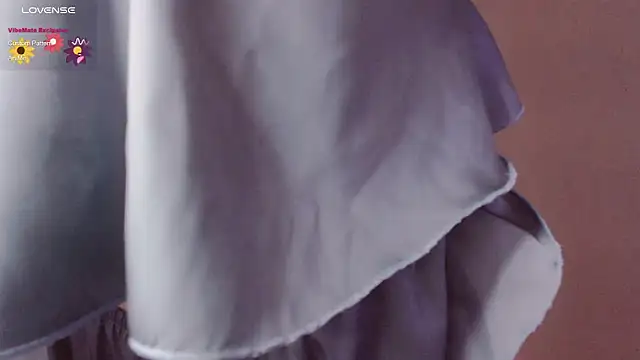 Snapshot of _OMO_ chatting on January 2026 05:15:01 PM OMO online show from January 2026 05:15:01 PM