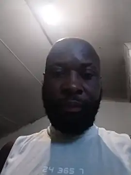 Stallion100 online show from November 2025 04:04:01 AM