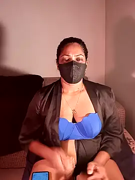 Snapshot of Kim_kardashia1 chatting on January 2025 04:02:02 PM Kim kardashia1 online show from January 2025 04:02:02 PM