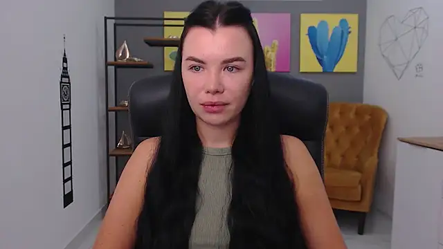 MadisonGomes online show from October 2025 08:18:01 AM