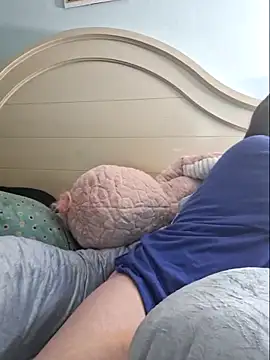 MilfyMrsRobinson online show from February 2025 12:41:01 AM