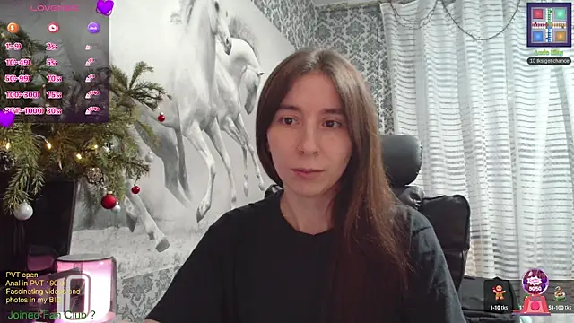 Wowpornoo online show from December 2024 12:11:01 PM