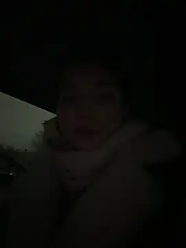 Snapshot of MooonReal chatting on January 2025 12:27:01 AM MooonReal online show from January 2025 12:27:01 AM