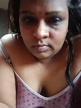 Love Jenny online show from May 2026 05:01:02 AM