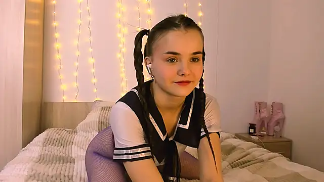 evelinal ove online show from January 2025 06:55:02 PM