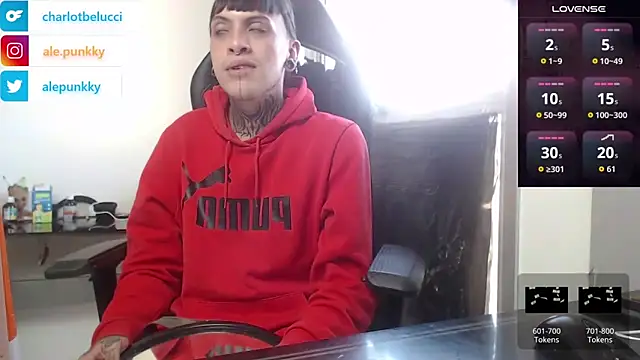 charlotbelucci  online show from October 2025 08:40:02 PM