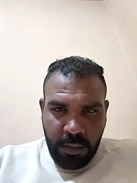 ListedLoin online show from May 2026 08:15:01 PM