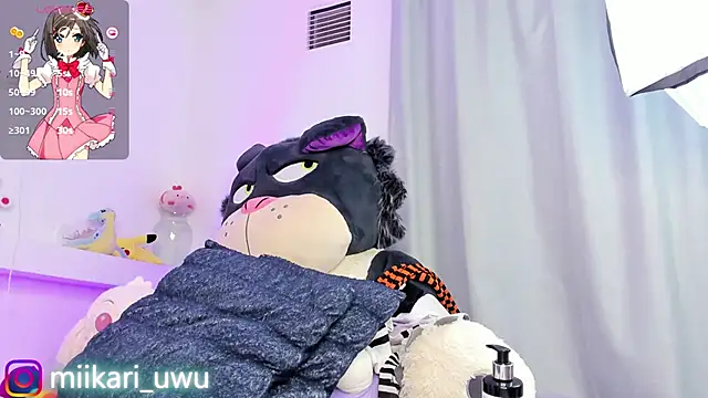 Snapshot of Ahri_Elderwood chatting on February 2025 07:56:02 AM Ahri Elderwood online show from February 2025 07:56:02 AM