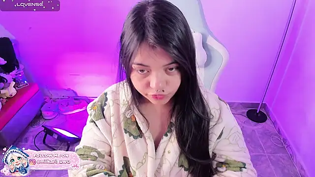 Ahri Elderwood online show from July 2026 06:16:02 AM