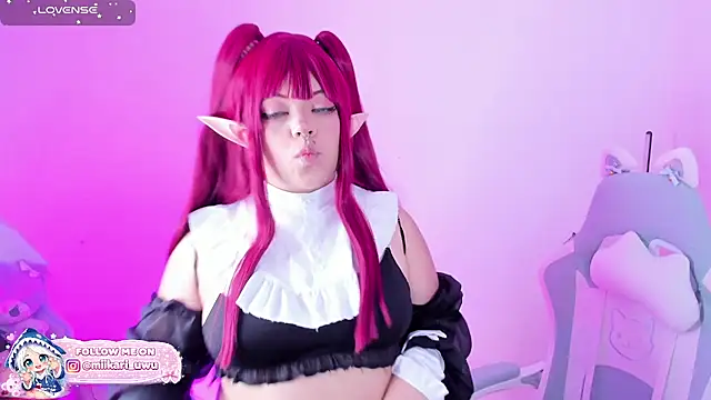 Ahri Elderwood online show from July 2026 04:17:02 AM