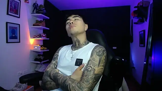 jung dragon online show from October 2025 04:54:01 AM