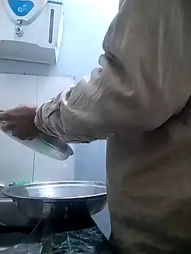 Snapshot of myhot1551 chatting on December 2024 12:59:02 PM myhot1551 online show from December 2024 12:59:02 PM