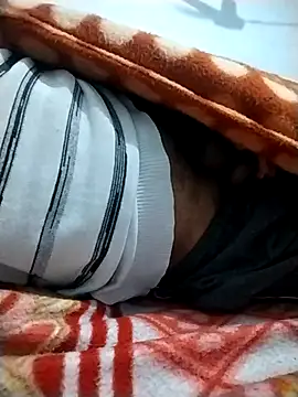 Snapshot of myhot1551 chatting on February 2025 05:17:02 PM myhot1551 online show from February 2025 05:17:02 PM