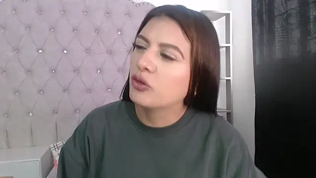 Abril Squirt online show from May 2026 07:54:01 PM