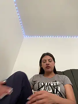 Abril Squirt online show from May 2026 04:56:02 PM