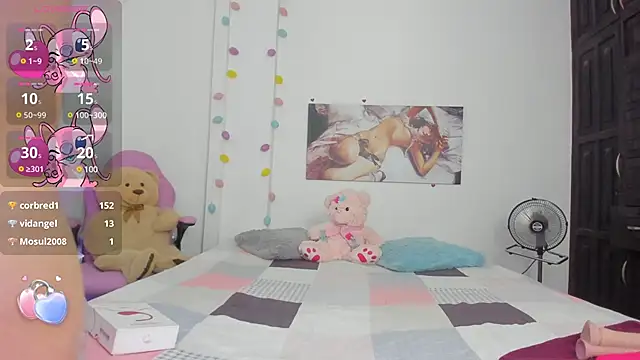 dulce kim online show from March 2025 05:43:02 PM