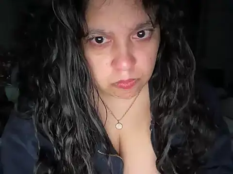 MelanieFawker online show from November 2025 04:44:01 PM