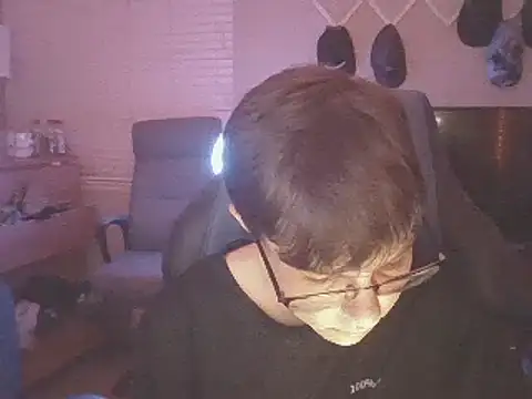 KaliSnow199623 online show from December 2024 04:42:01 AM