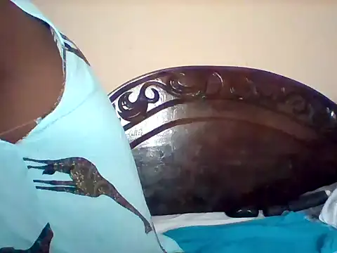 missarpie online show from September 2025 12:34:02 AM