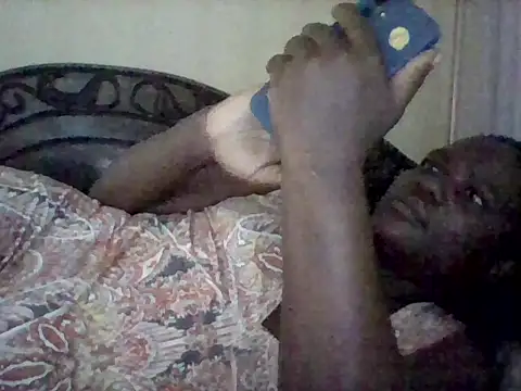 Snapshot of missarpie chatting on April 2026 06:33:01 AM missarpie online show from April 2026 06:33:01 AM
