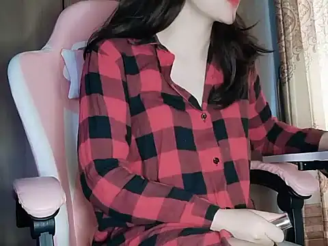 Snapshot of Pink_cream chatting on December 2025 01:11:02 AM Pink cream online show from December 2025 01:11:02 AM