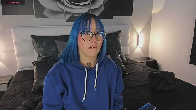 sofi bakerr online show from November 2025 11:33:02 AM