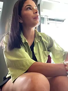 DaryRos online show from March 2025 08:11:01 PM