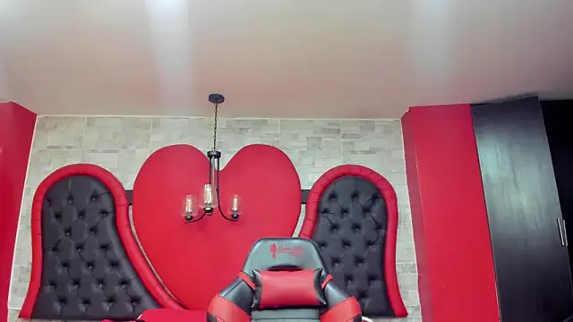 Snapshot of JAYLEN_BDSM chatting on May 2026 12:01:01 PM JAYLEN BDSM online show from May 2026 12:01:01 PM