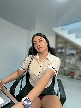 VAL PRINCESS online show from March 2026 12:05:01 AM