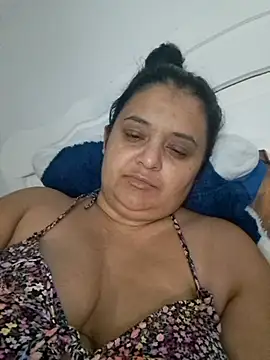 sarahhh1987 online show from November 2025 08:08:01 PM