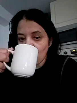 sarahhh1987 online show from February 2026 06:24:01 AM